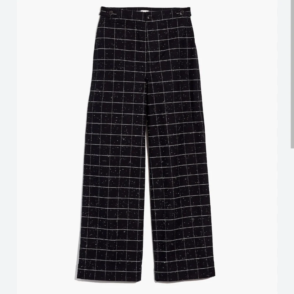 Relisted - Picture 1 of 10